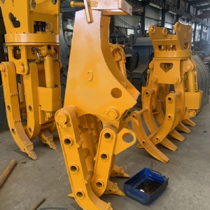 挖機(jī)旋轉(zhuǎn)抓鋼機(jī)